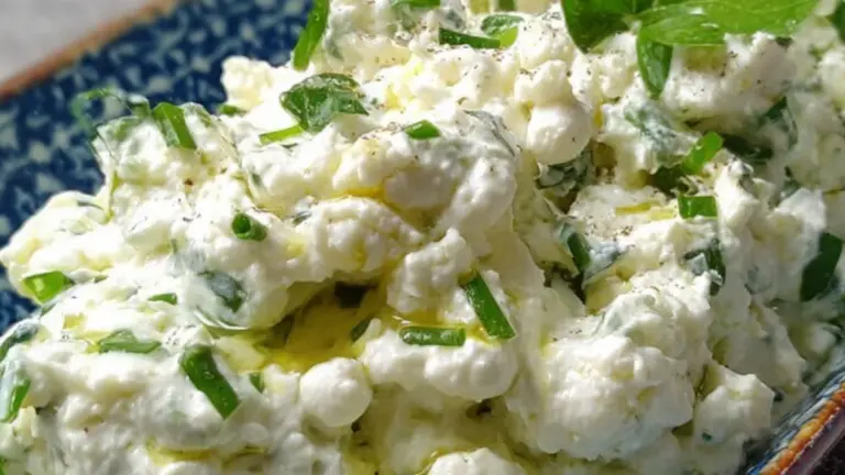 Nem blomkål tzatziki uden agurk: familieopskrift med masser af smag