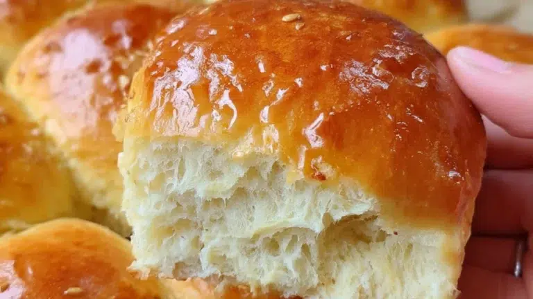 Bløde Gu­lero­d­s­bol­ler der smager vidunderligt hver gang