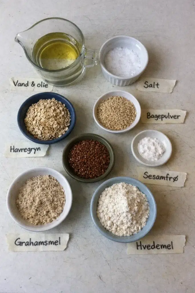 Sprødt knækbrød med frø: den bedste hjemmelavede opskrift