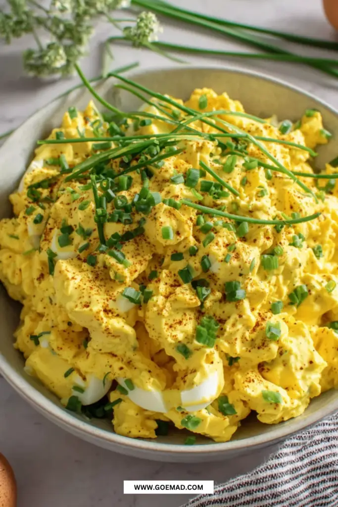 Klassisk æggesalat med karry: den bedste hjemmelavede opskrift