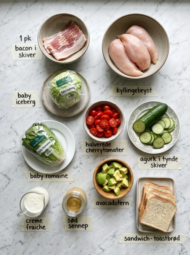Nem club sandwich salat til en lækker frokost derhjemme
