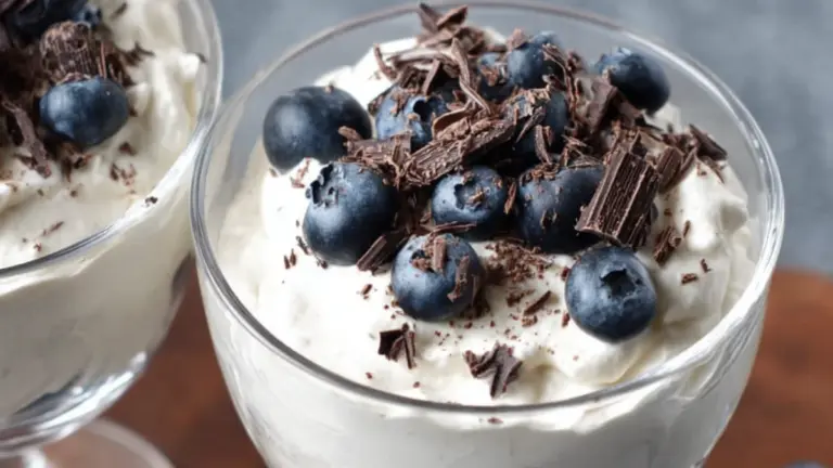 Cremet dessert med skyr: hurtig opskrift alle elsker