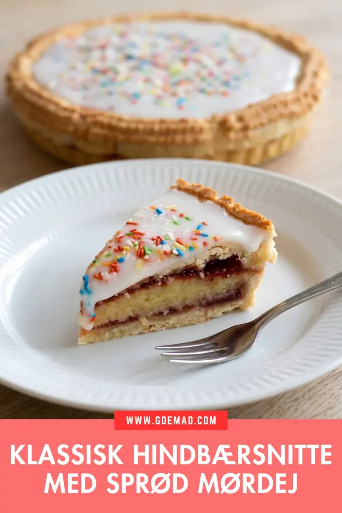 Hjemmelavet hindbærsnitte med sprød mørdej: sådan laver du den selv