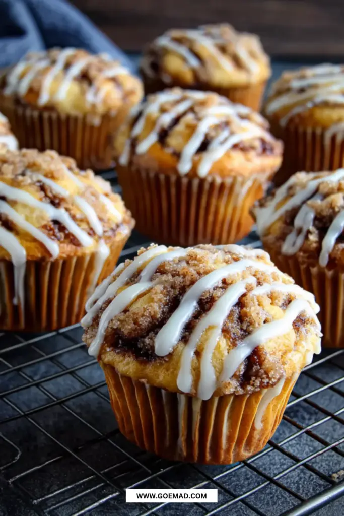 Kanelsnegle muffins: den bedste opskrift med remonce og glasur