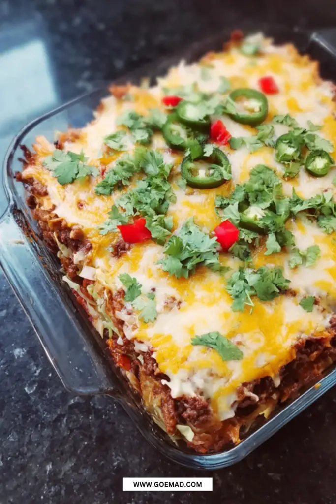 Nem mexicansk burgerfad med sprød ost og fyldig mexisovs