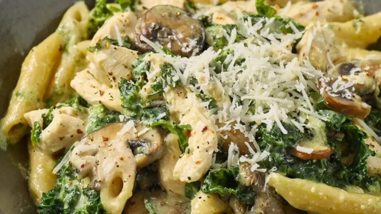 Saftig one pot pasta med kylling og grøntsager i én gryde