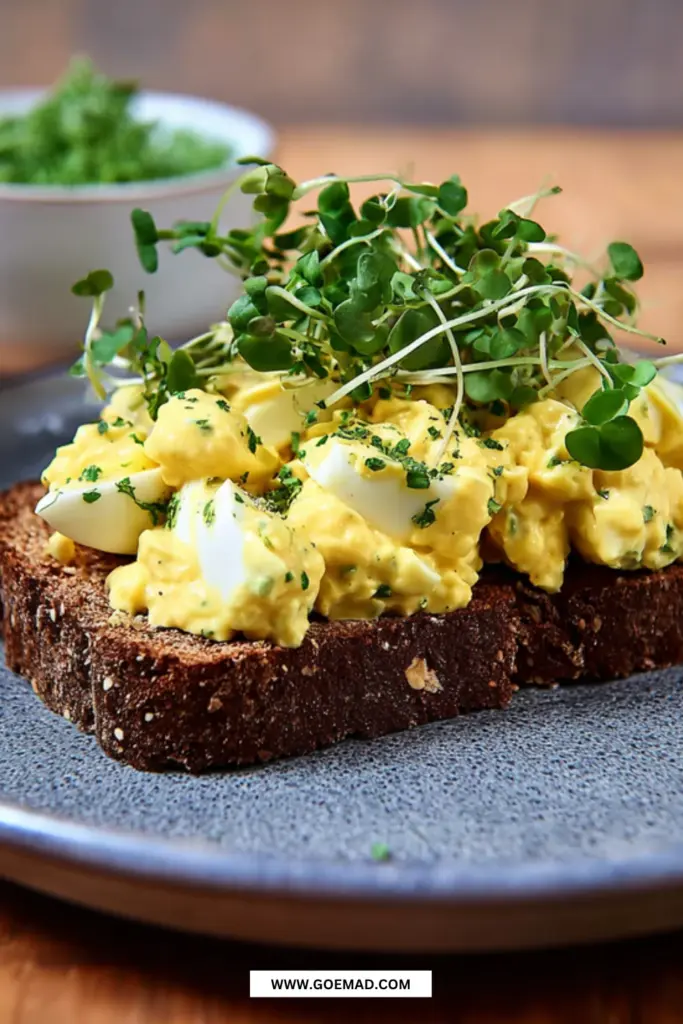 Nem æggesalat opskrift med cremet smag