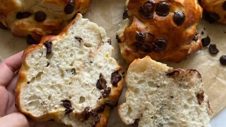 Saftige bananbrud med chokolade du vil bage igen og igen