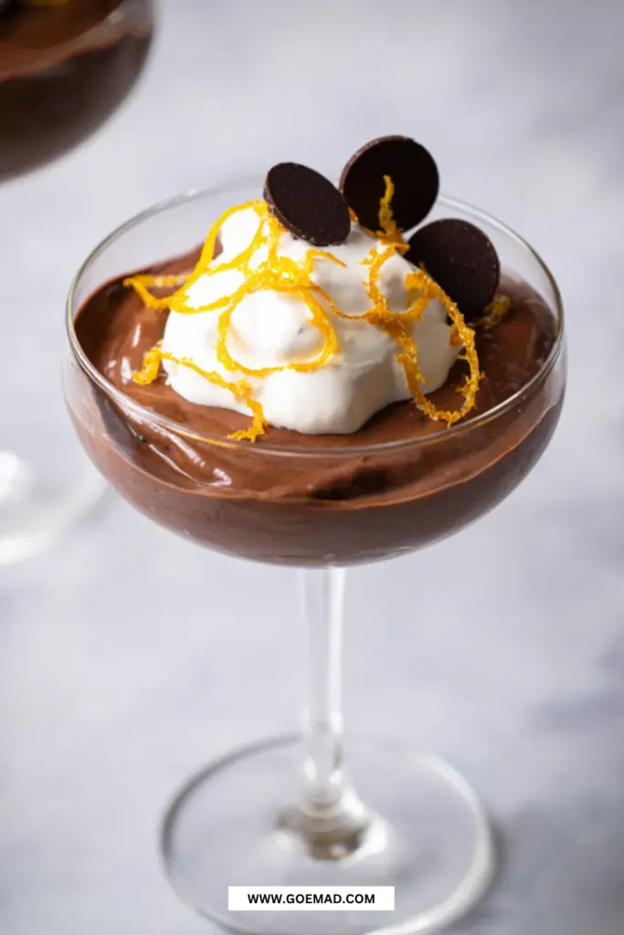 Chokolademousse med chiafrø: en cremet og nem opskrift uden fløde