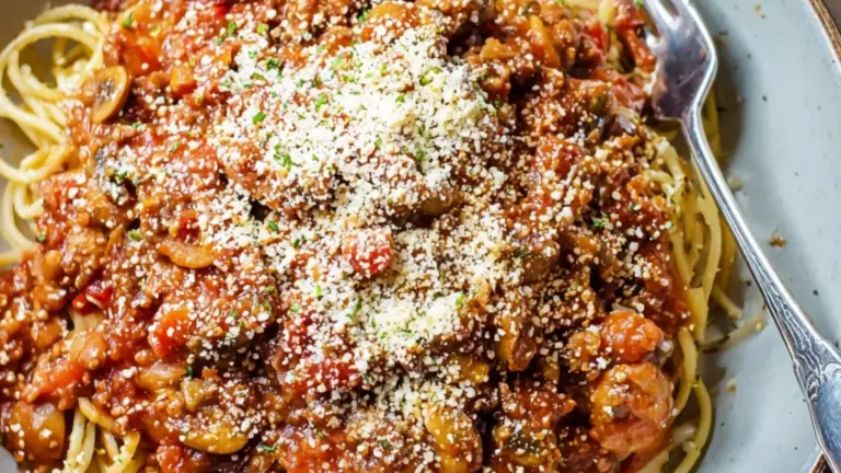 Spaghetti med kødsovs fra bunden: sådan laver jeg den perfekte version
